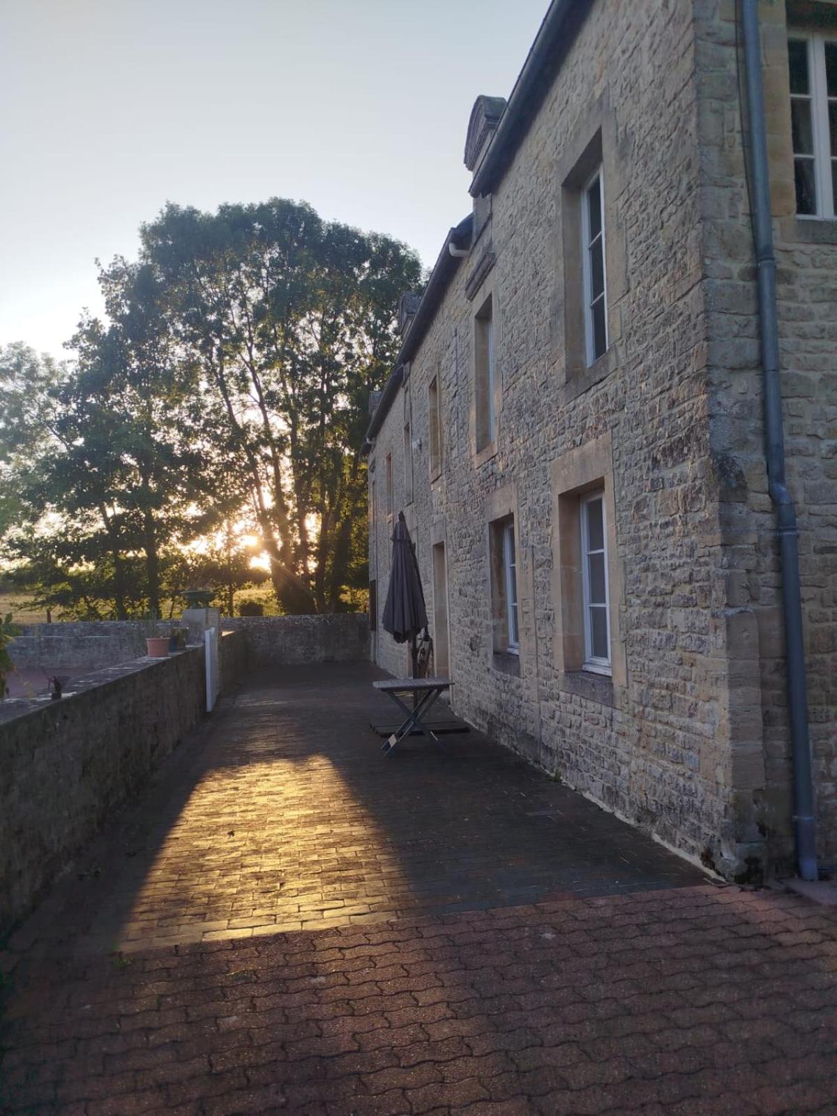 Maison De Charme Tour-en-Bessin Dış mekan fotoğraf