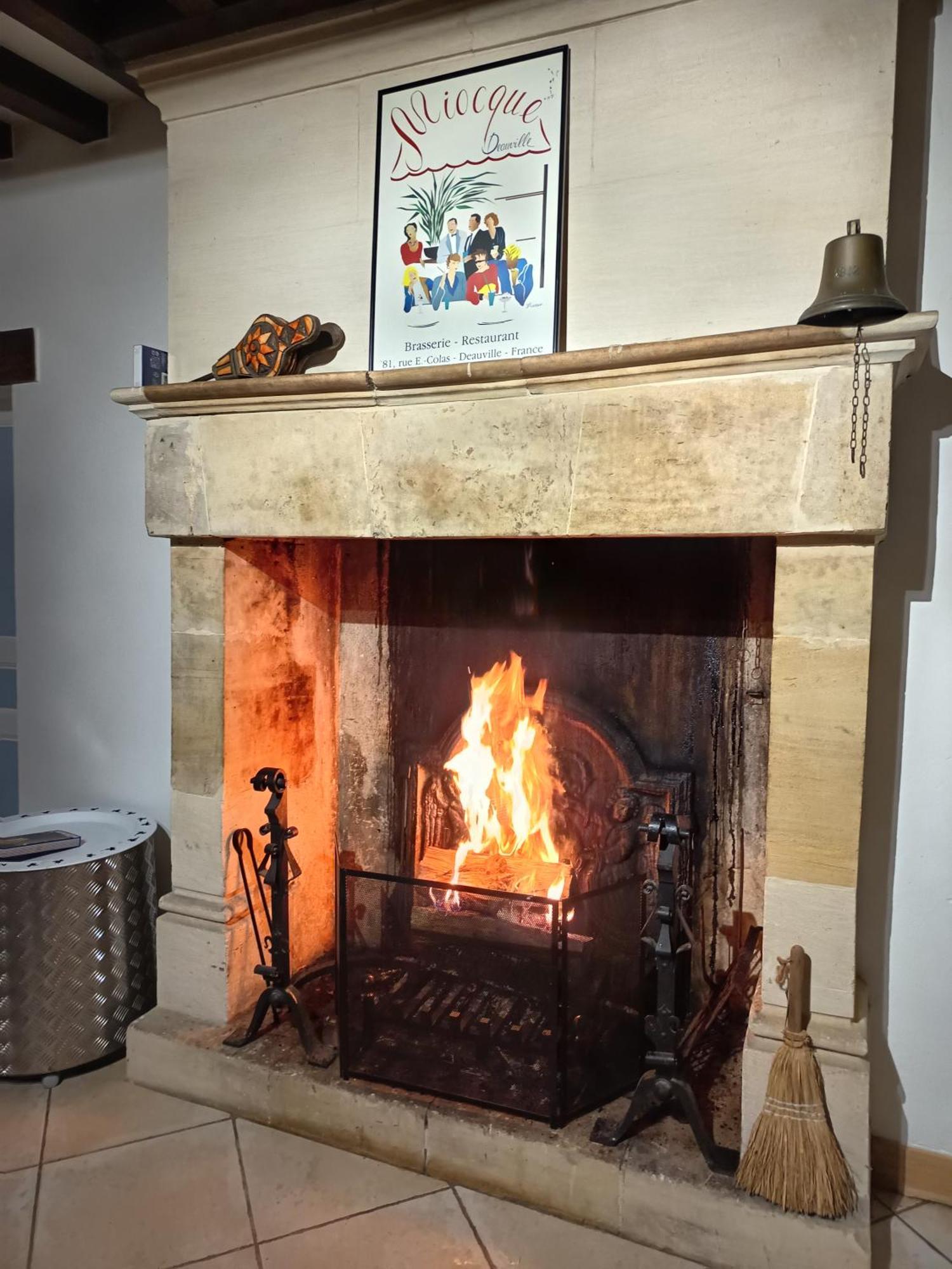 Maison De Charme Tour-en-Bessin Dış mekan fotoğraf